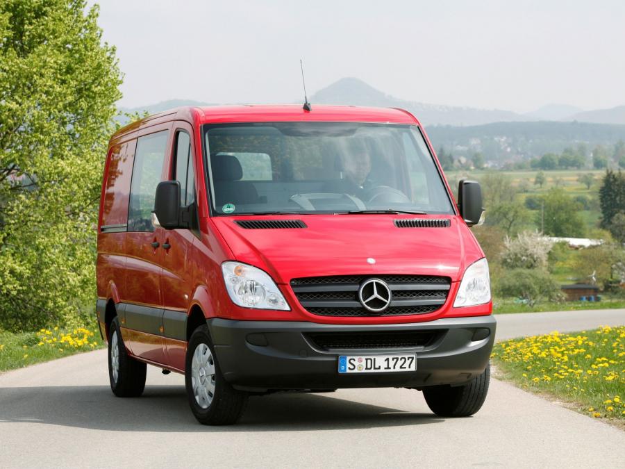  Mercedes-Benz Sprinter Van 2006 года  (фото 6 из 8)